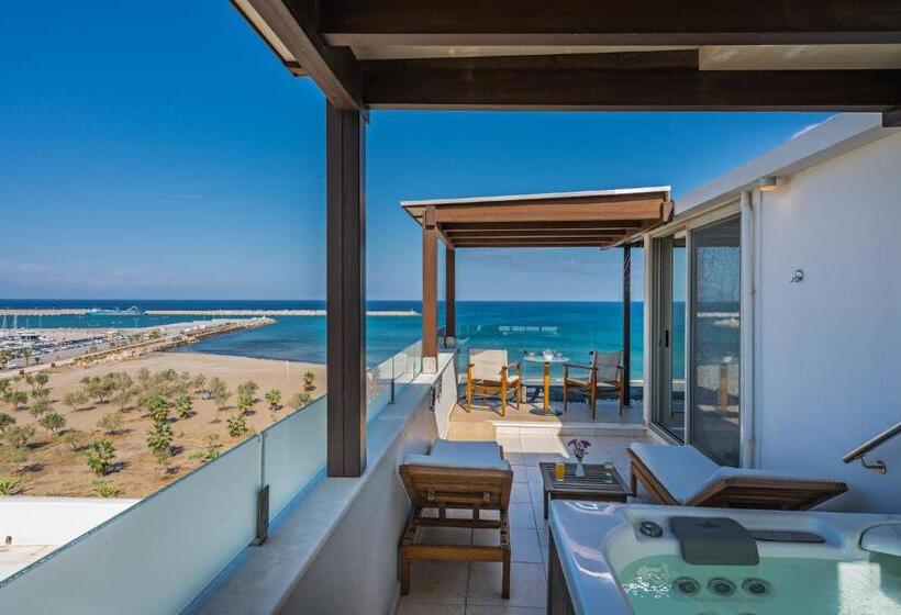 디럭스 스위트, Kriti Beach