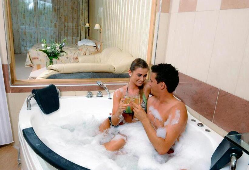 Номер Deluxe, Mendan Magic Spa & Wellness