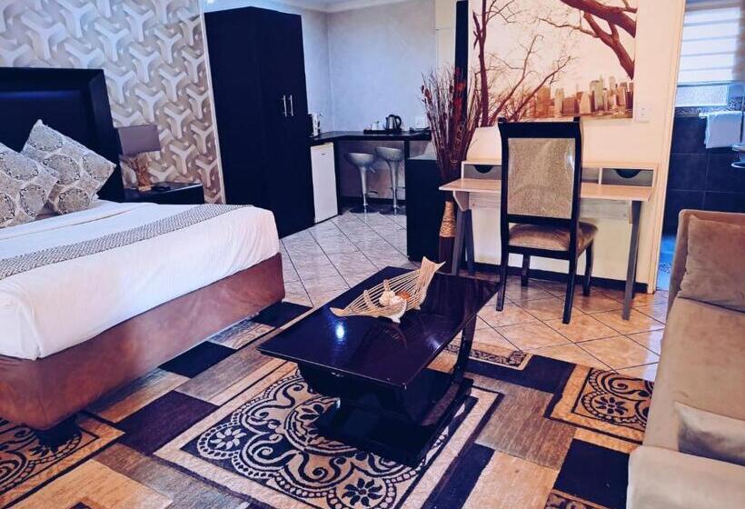 Suíte Deluxe, Ecotel Premier Lodge & Conference Centre