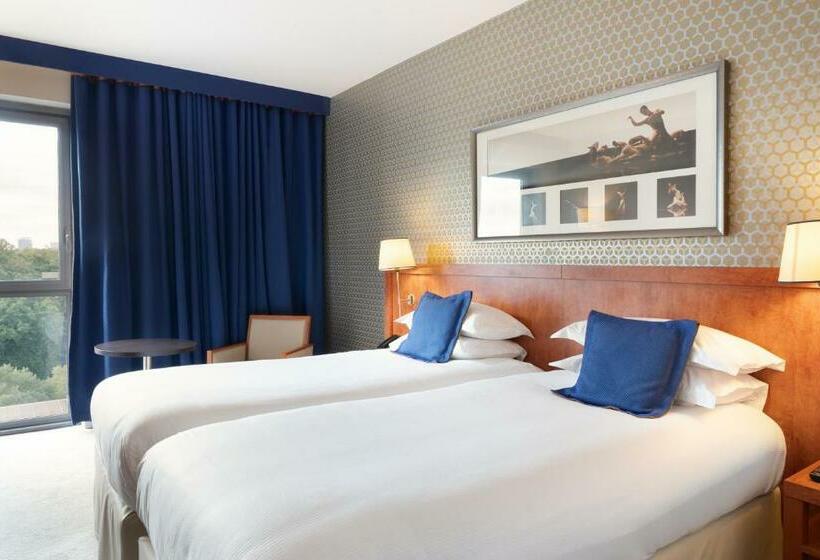 스탠다드 룸, Crowne Plaza Lyon   Cité Internationale