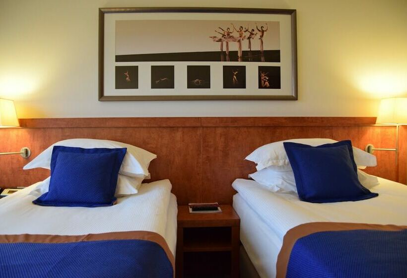 스탠다드 룸, Crowne Plaza Lyon   Cité Internationale