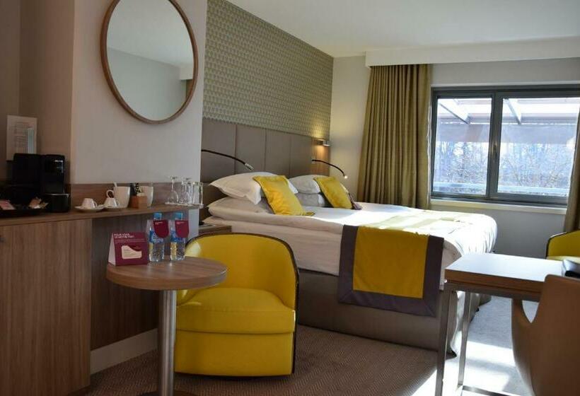 이그제큐티브 룸 공원 전망, Crowne Plaza Lyon   Cité Internationale