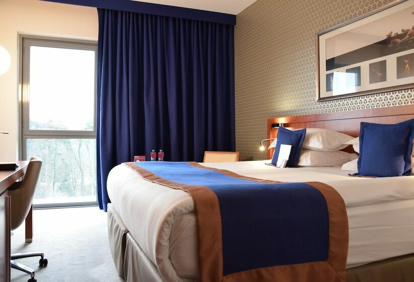 스탠다드 룸 더블 침대 공원 전망, Crowne Plaza Lyon   Cité Internationale