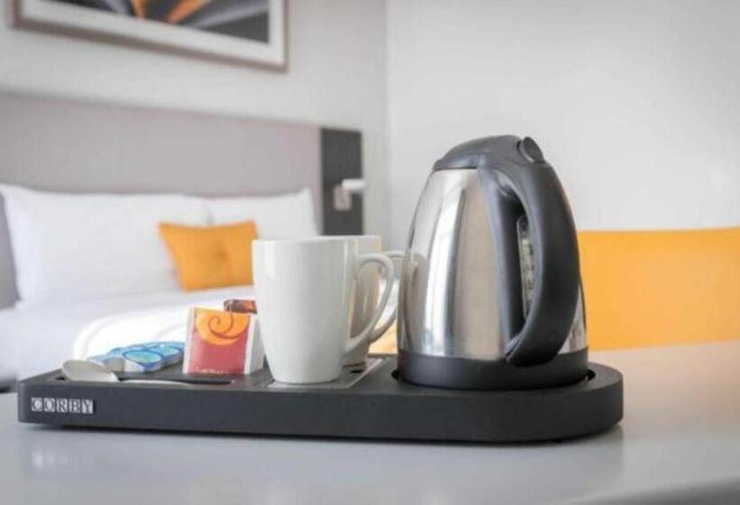 Семейный Номер Deluxe, Maldron Hotel Tallaght