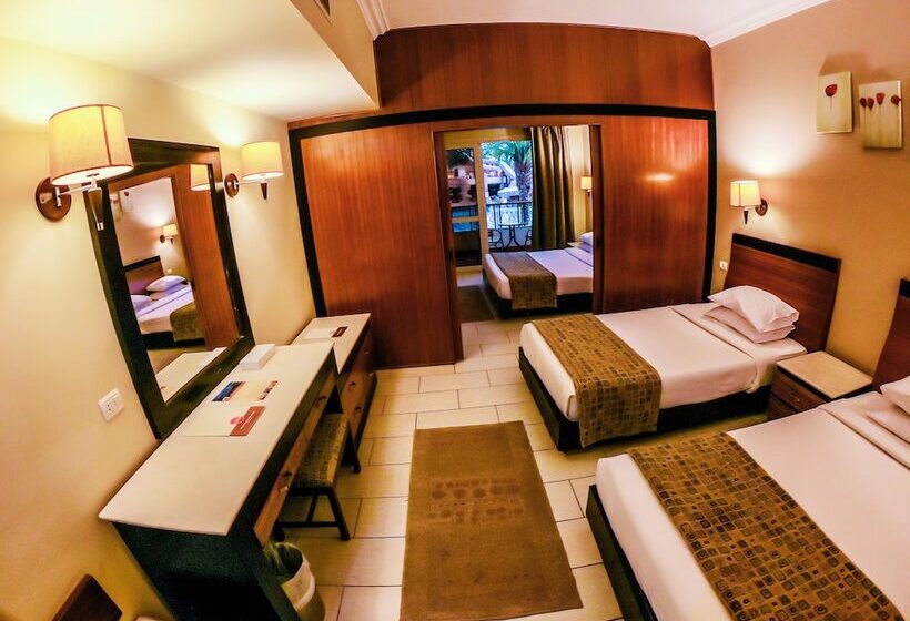 غرفة عائلية, Regency Plaza Aqua Park And Spa Resort