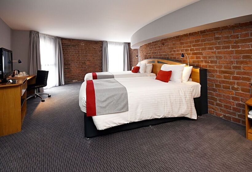 Quarto Estandar, Holiday Inn Express Liverpool Albert Dock, An Ihg