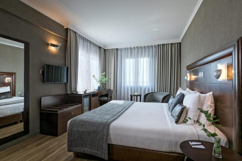수피리어 트리플 룸, Porto Palace Hotel Thessaloniki