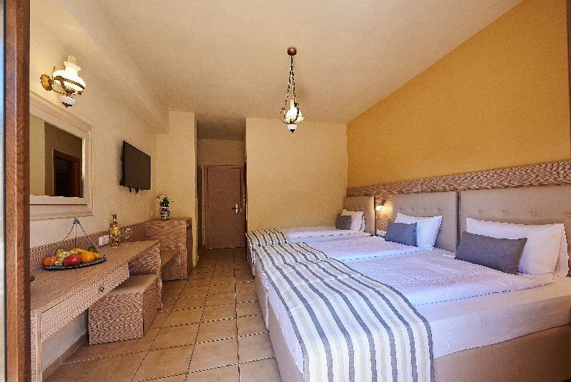اتاق استاندارد سه نفره, Thalia Deco City & Beach