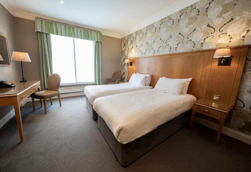 Классический Номер, Whittlebury Hall And Spa