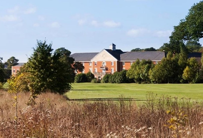 Номер Клуб, Whittlebury Hall And Spa