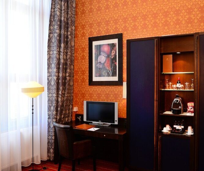 Номер Superior, Grand Hotel Amrâth Amsterdam