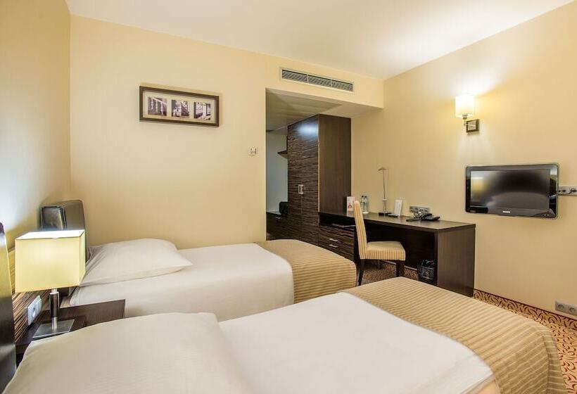 Номер Стандарт, Qubus Hotel Kielce