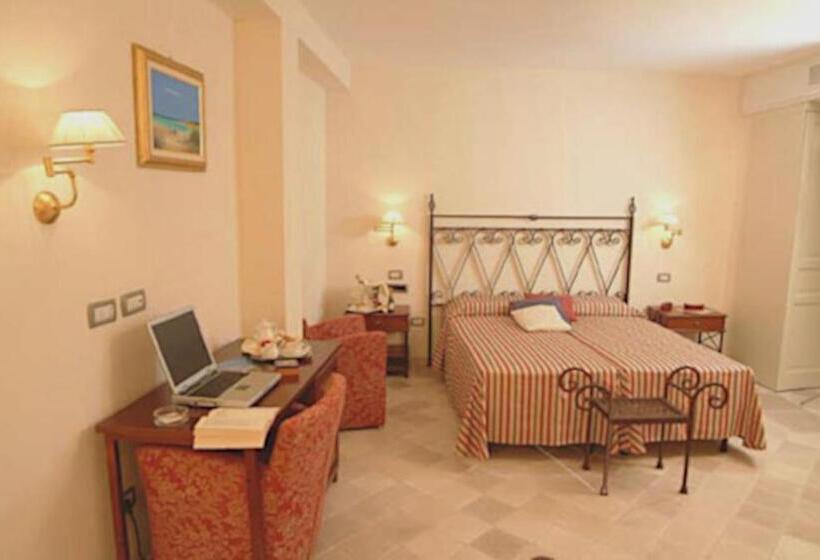标准三人间, Relais Sant Eligio