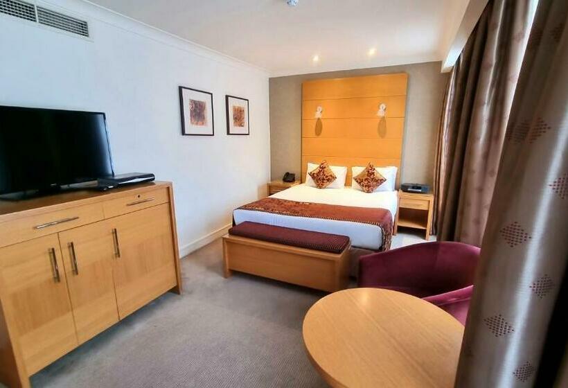 Camera Executive, The Park City Grand Plaza Kensington