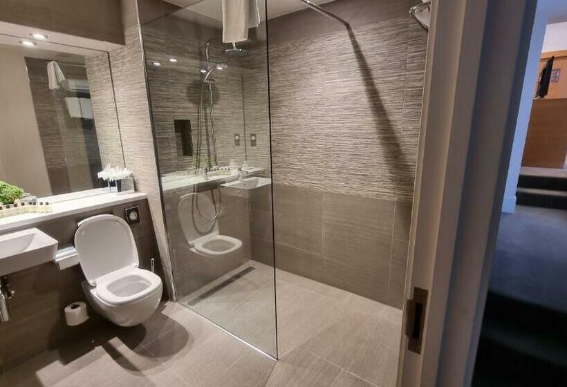 Suite Familiare, The Park City Grand Plaza Kensington