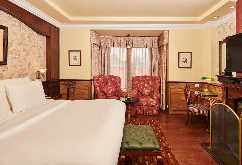 Family Room, Mayfair Darjeeling