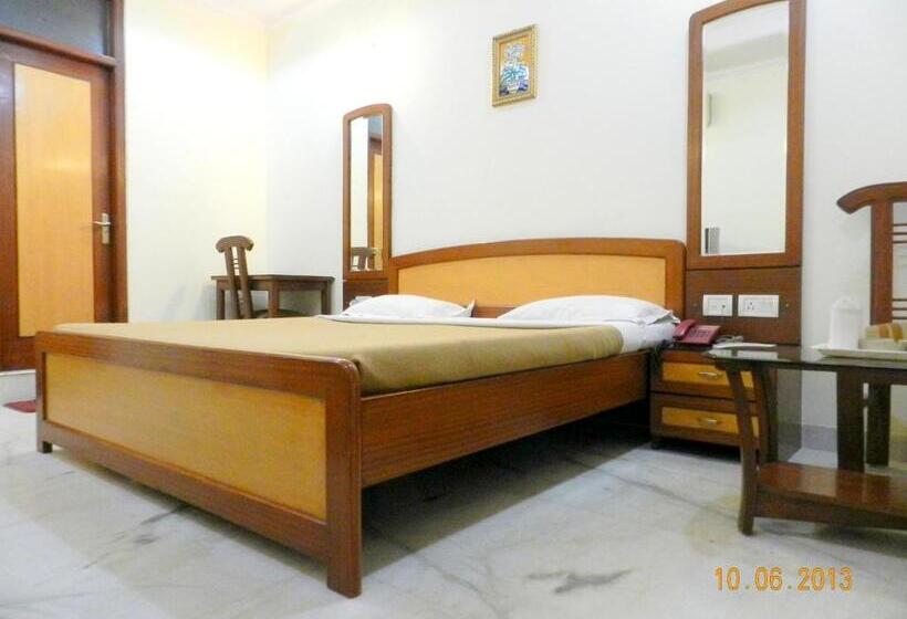 اتاق پرمیوم, Tara Palace Chandni Chowk