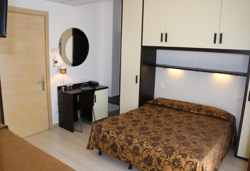 Трехместный Номер Deluxe, Bellevue