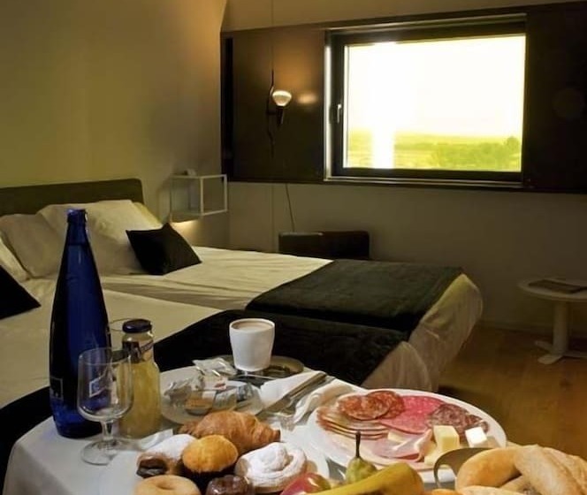 Номер Стандарт, Blu Hotel Almansa