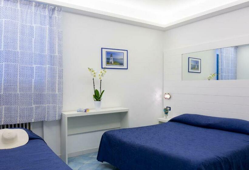 Triple Room Sea View, Il Faro