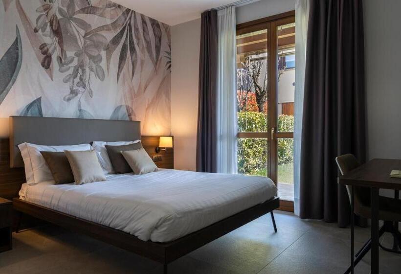 Quarto Estandar Vista Jardim, Ulivi
