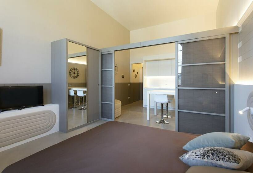 سوییت لوکس, Palazzo Dei Ciompi Suites