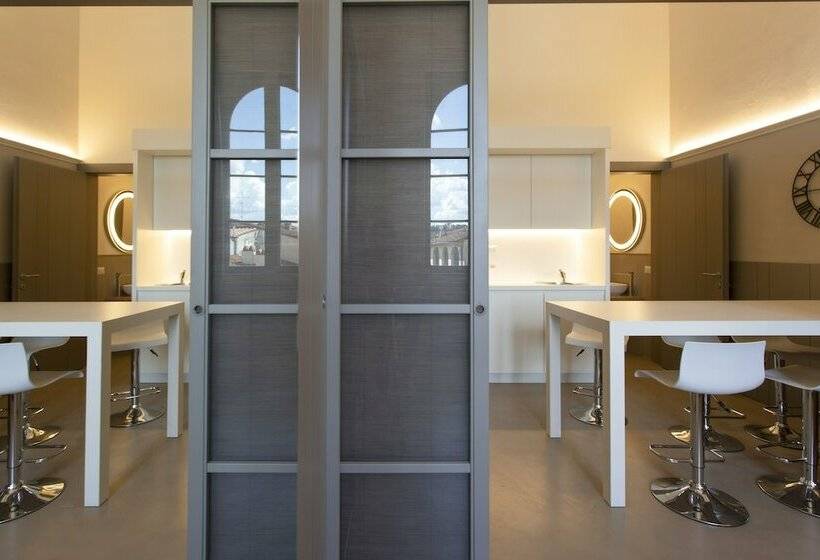 سوییت لوکس, Palazzo Dei Ciompi Suites