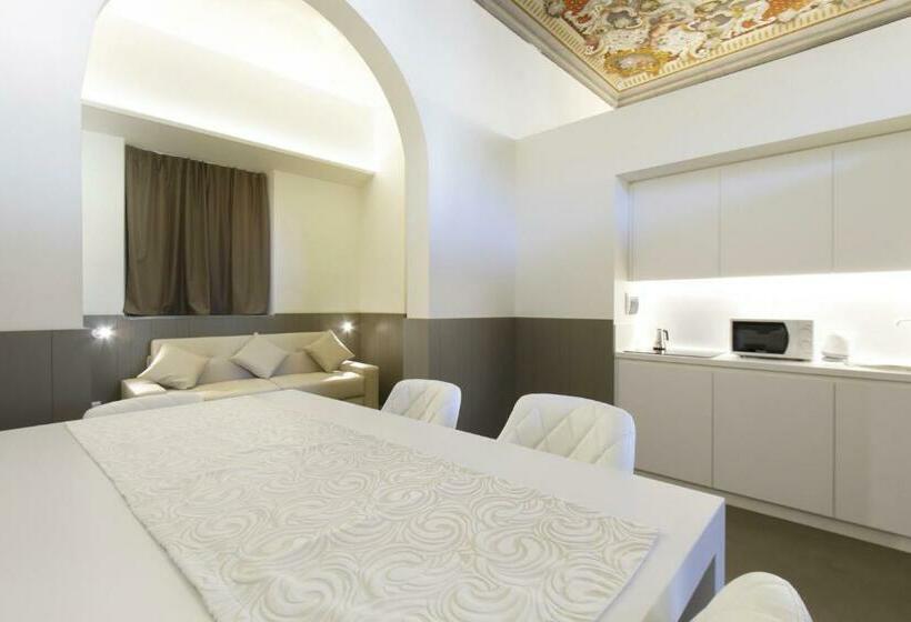 سوئیت دلوکس 2 خوابه, Palazzo Dei Ciompi Suites