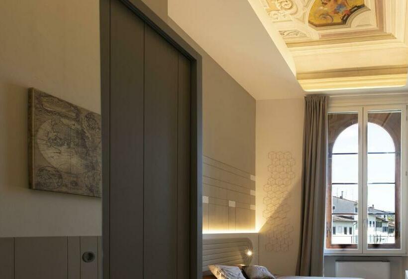سوییت خانوادگی, Palazzo Dei Ciompi Suites