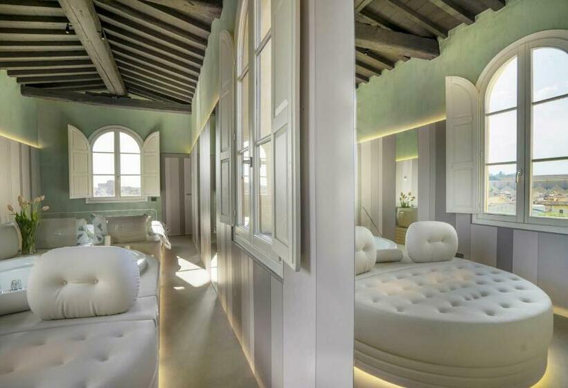 1 Bedroom Penthouse Apartment, Palazzo Dei Ciompi Suites