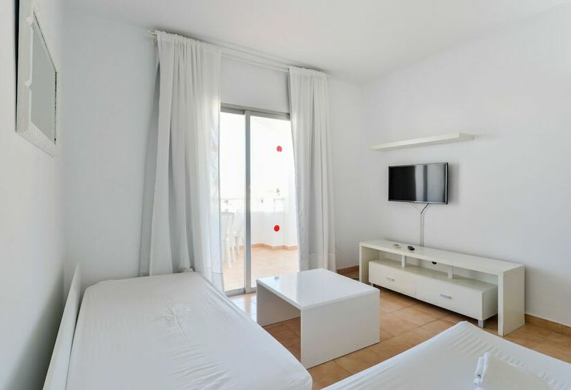 サイドシービュー１ベッドルームアパートメント, Apartamentos San Antonio Beach