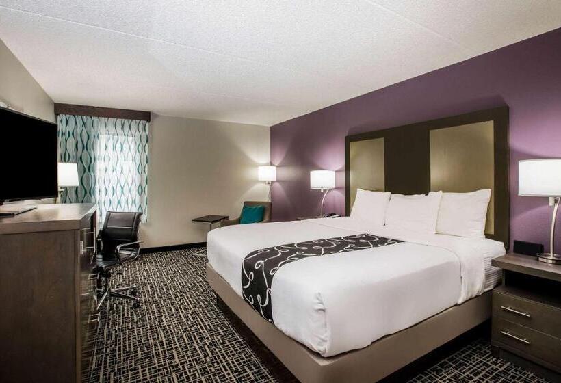اتاق لوکس با تخت بزرگ, La Quinta Inn By Wyndham Davenport & Conference Center