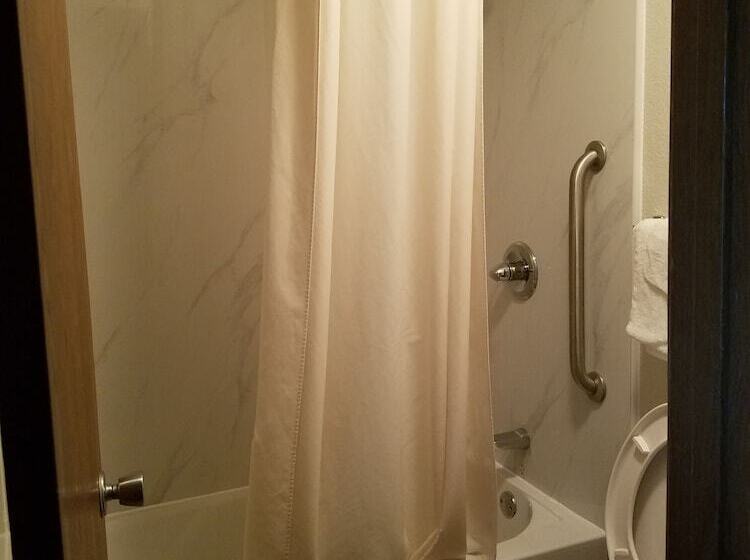 스탠다드 룸 더블 침대 2개, Quality Inn New River Gorge