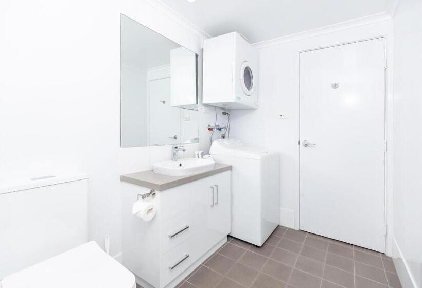 Apartamento 2 Dormitórios, Quest Wagga Wagga