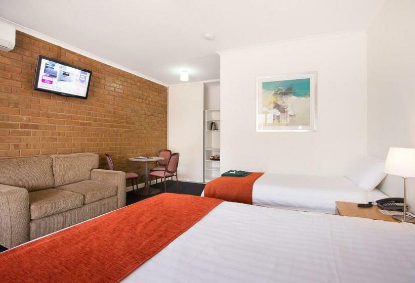 스탠다드 싱글 룸 퀸 침대, The Standpipe Golf Motor Inn