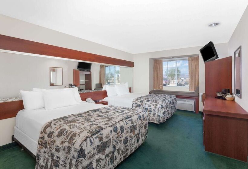 장애인을 위한 스탠다드 룸, Microtel Inn & Suites By Wyndham Wellton