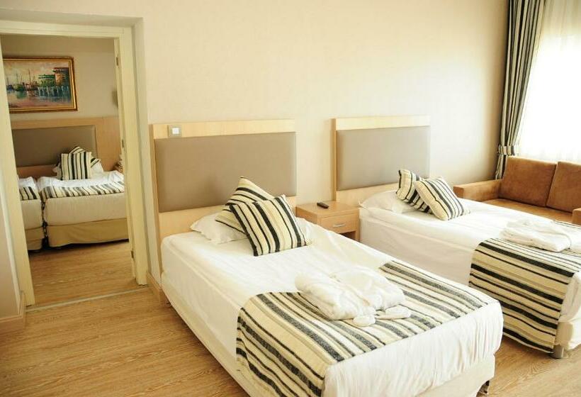 Семейный Номер, Crystal Tat Beach Golf Resort & Spa - Ultimate All Inclusive