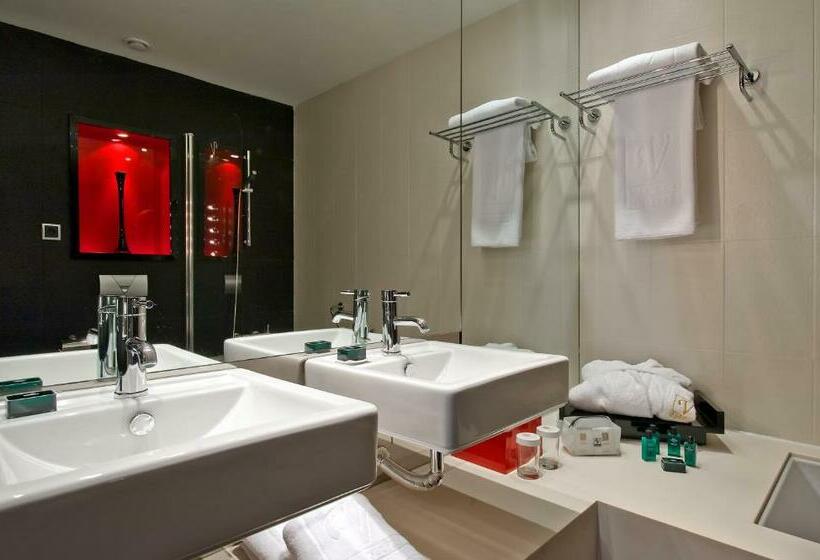 Quarto Estandar Individual, Vincci Via 66