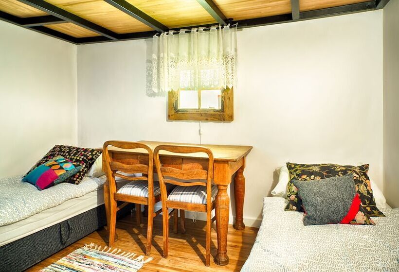 Номер Стандарт Совместная Ванная, Old Town Kanonia Hostel & Apartments