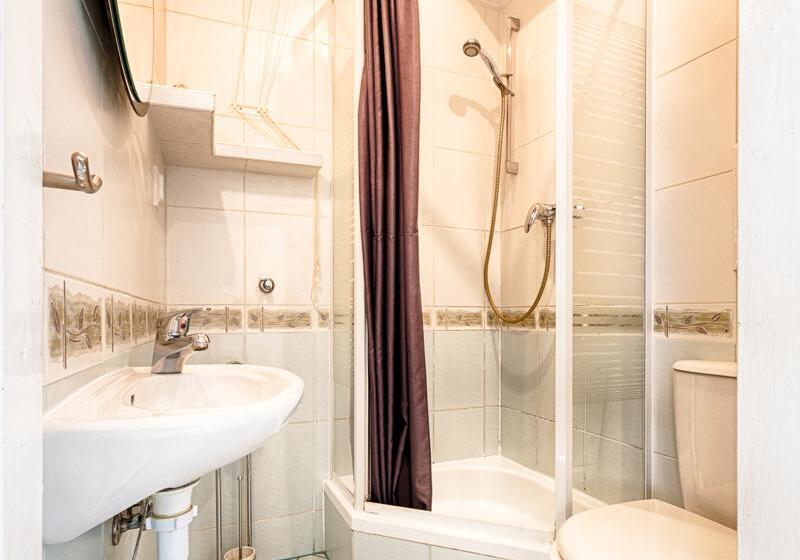 استودیوی استاندارد, Old Town Kanonia Hostel & Apartments