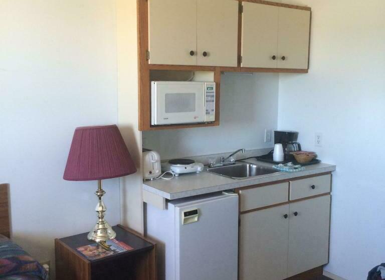 スタンダードルーム, Gravelbourg Inn