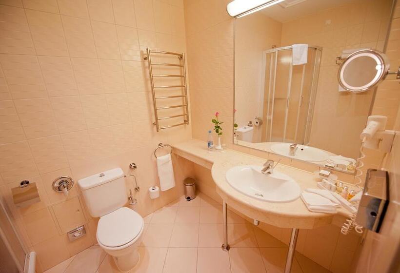 اتاق استاندارد, Opera Hotel   The Leading Hotels Of The World