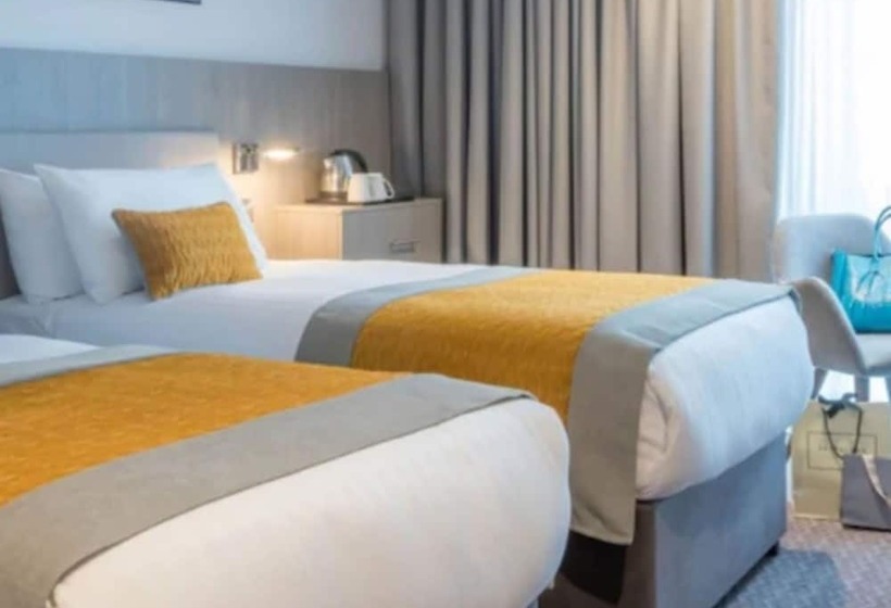 스탠다드 룸, Maldron Hotel Parnell Square Dublin City