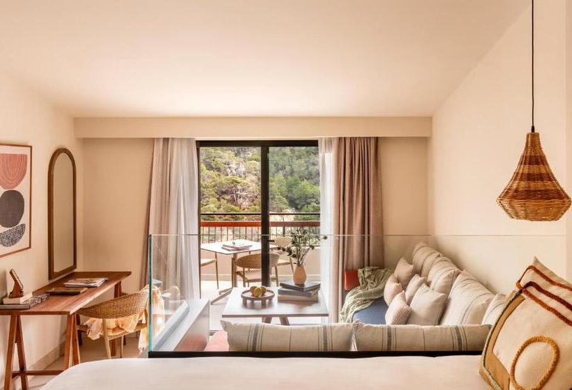 סוויטה עם נוף, Zel Costa Brava