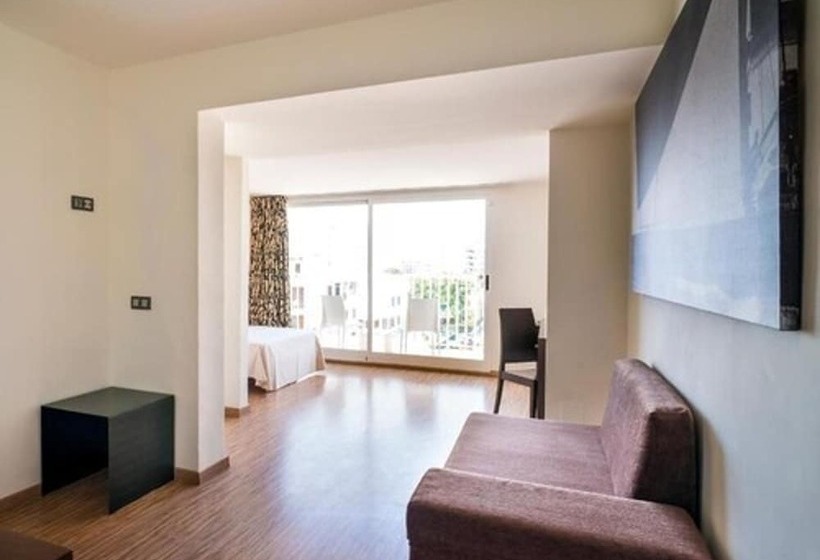 Полулюкс, Nautic Hotel & Spa