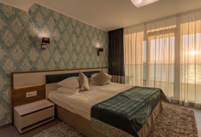 اتاق استاندارد با چشم‌انداز دریاچه, Splendid Conference & Spa Hotel – Adults Only