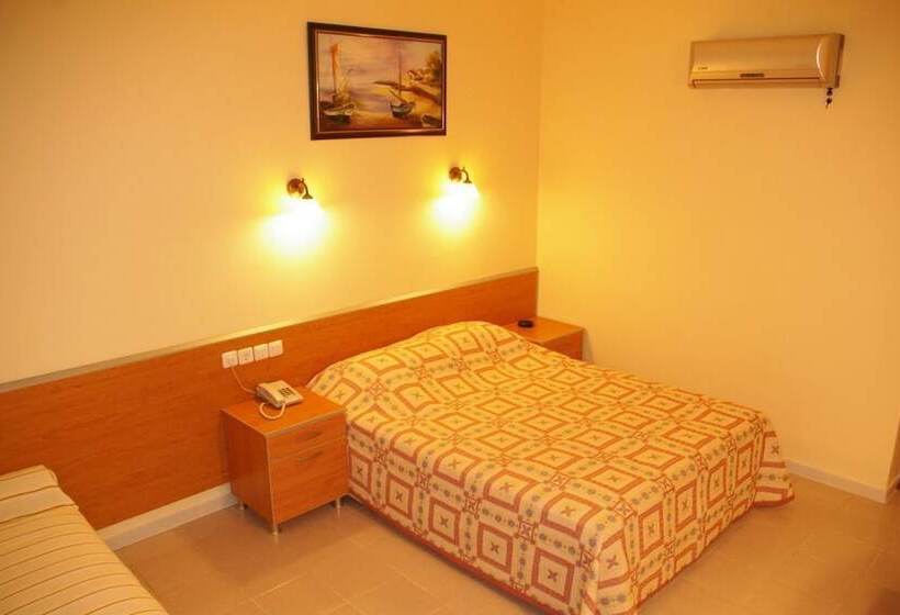 Quarto Triplo Estandar, Imparator