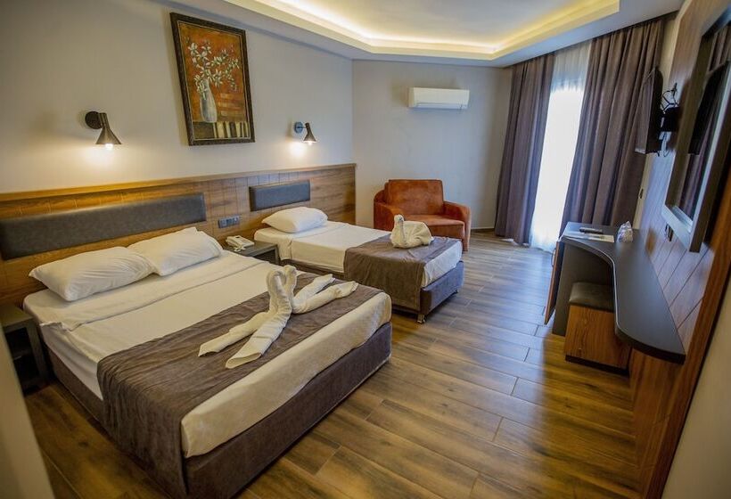 Номер Стандарт Вид на Бассейн, Fatih Hotel Kleopatra