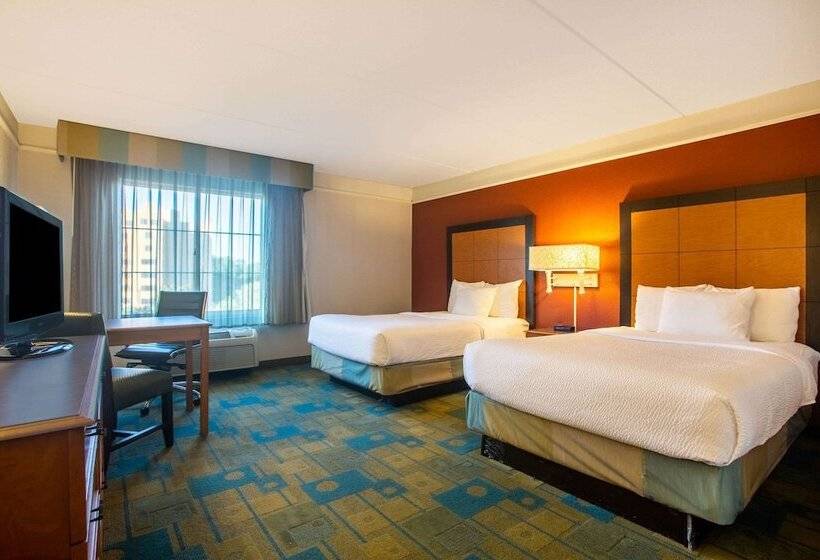 Номер Стандарт 2 Двуспальные Кровати, La Quinta By Wyndham Charlotte Airport South