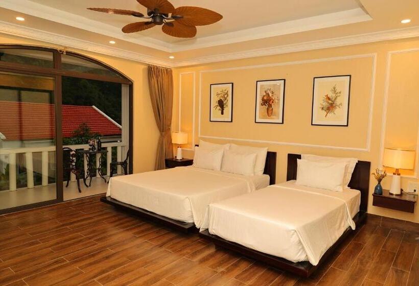 اتاق خانوادگی با چشم‌انداز کوه, Lalita Tam Coc Resort & Spa
